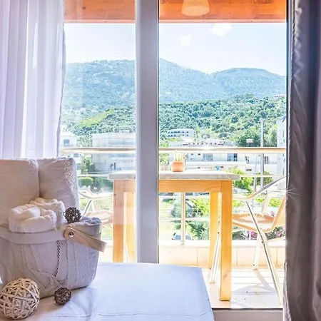 Apartment Potam'sea Bliss 35- Front, Sun Beds&parking Himarë