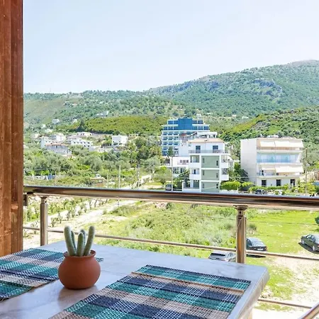 Potam'sea Bliss 35- Front, Sun Beds&parking