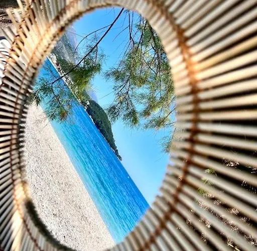 아파트 Potam'sea Bliss 35- Front, Sun Beds & Parking 히마레